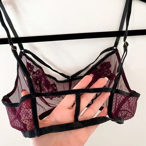 Victoria’s Secret Floral Lace Sheer Bra Burgundy Size Medium Intimates